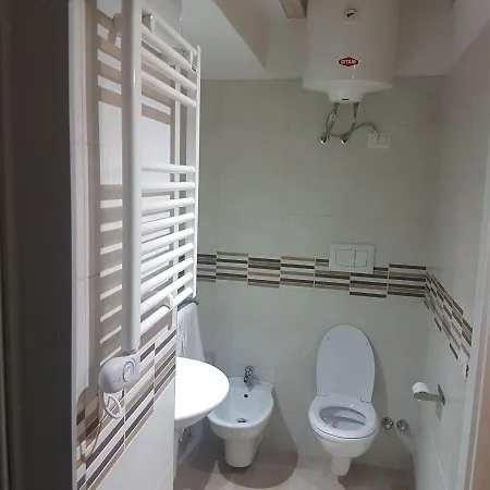 Pensión Arco Della Luna 3*